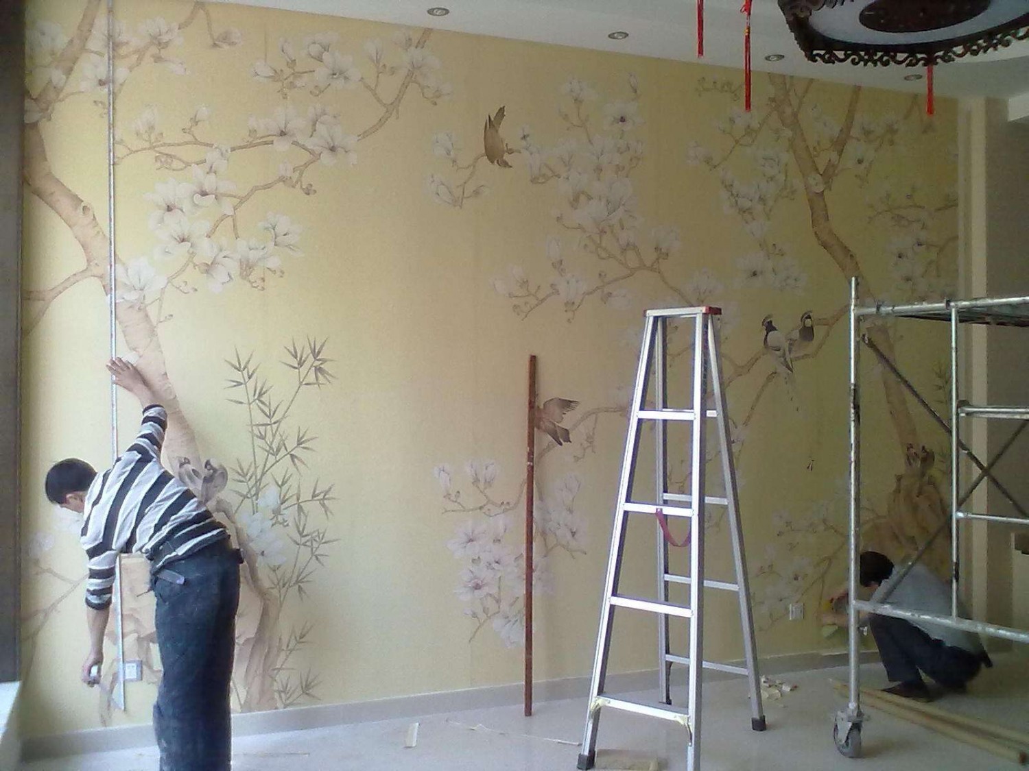 客厅贴什么颜色的壁纸好看 - 装修保障网
